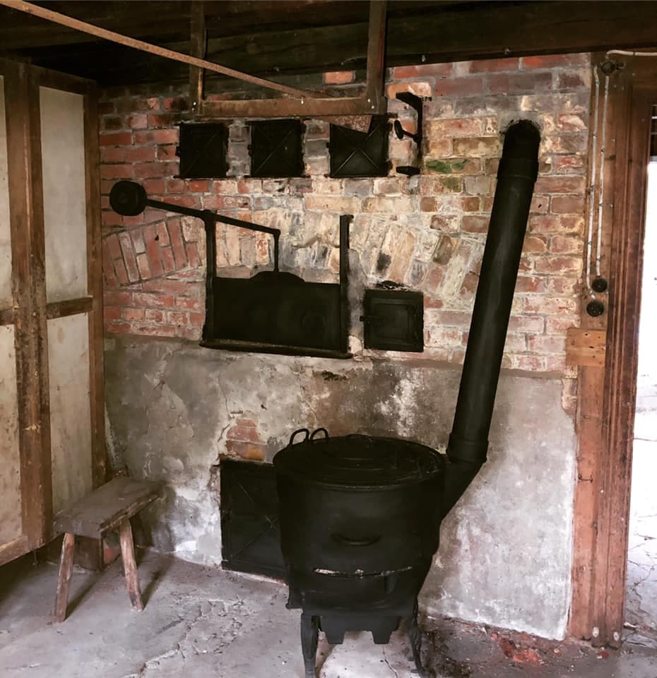 E H Vaage trading station